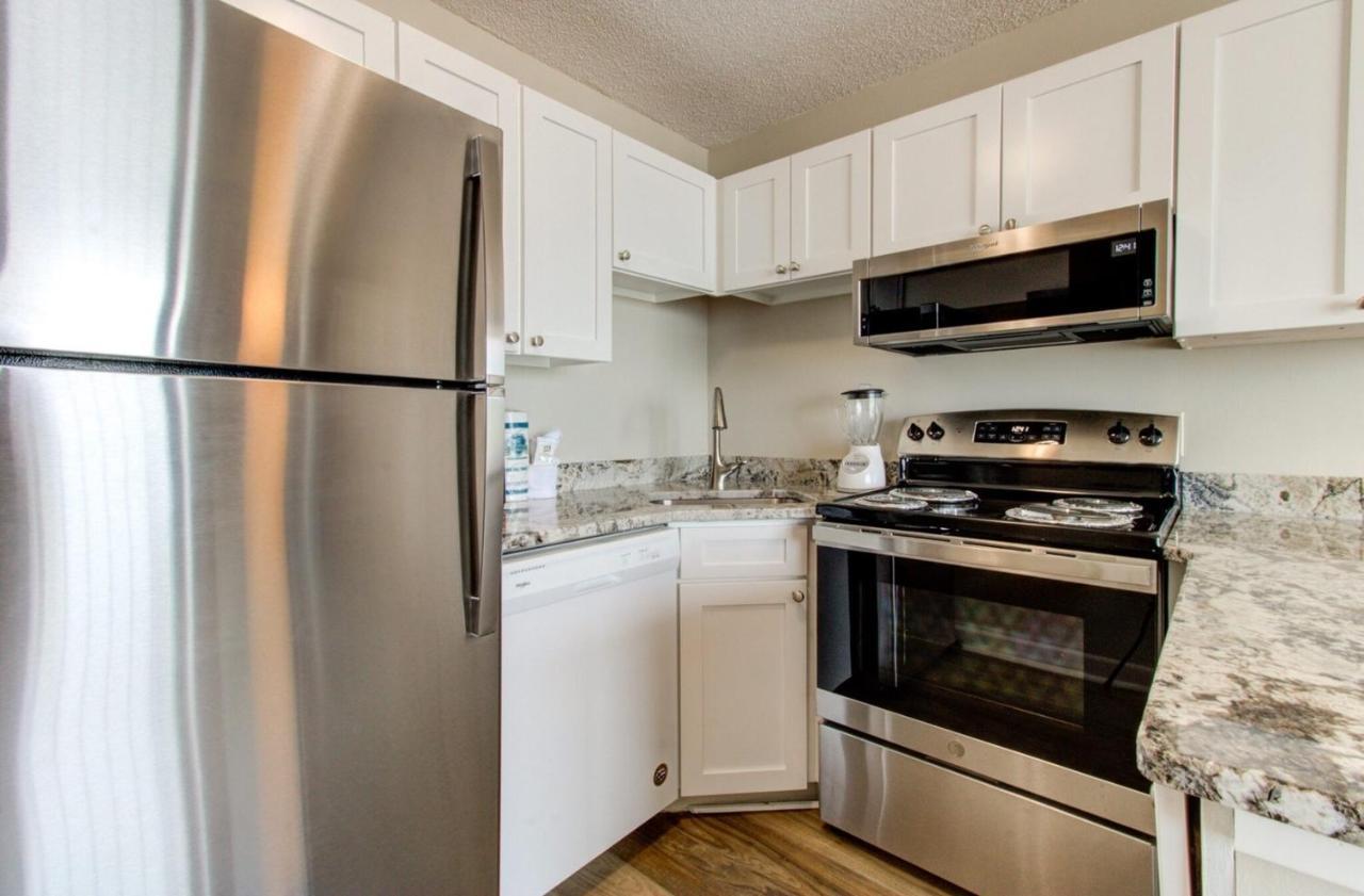 1010 Relax, Unwind, Enjoy By Atlantic Towers Apartment Carolina Beach Exterior photo